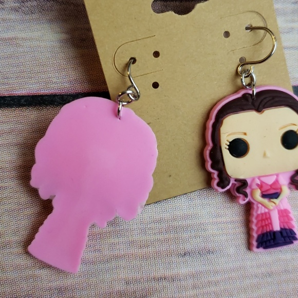 New Hermione Harry Potter Dangle Earrings - Picture 5 of 5